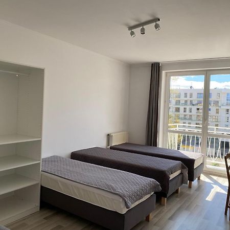 Sleepy3City Apartments 10 Lutego 23 グディニャ エクステリア 写真