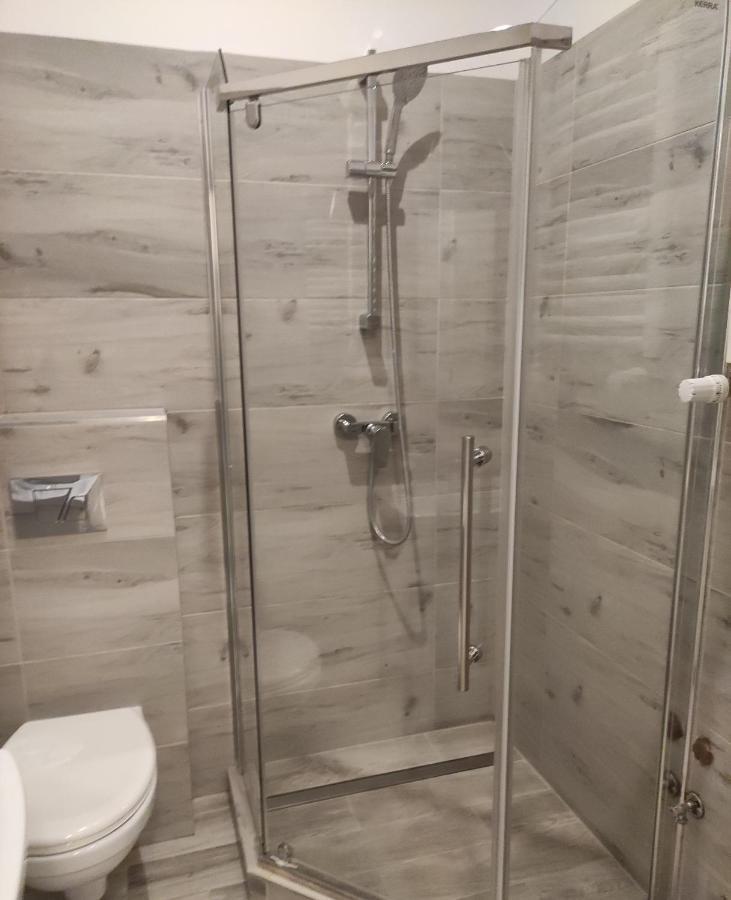 Sleepy3City Apartments 10 Lutego 23 グディニャ エクステリア 写真