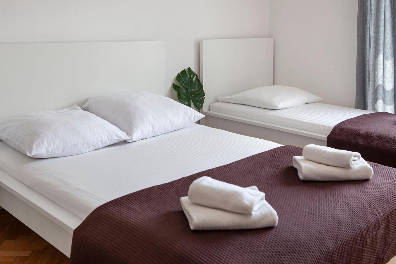 Sleepy3City Apartments 10 Lutego 23 グディニャ エクステリア 写真