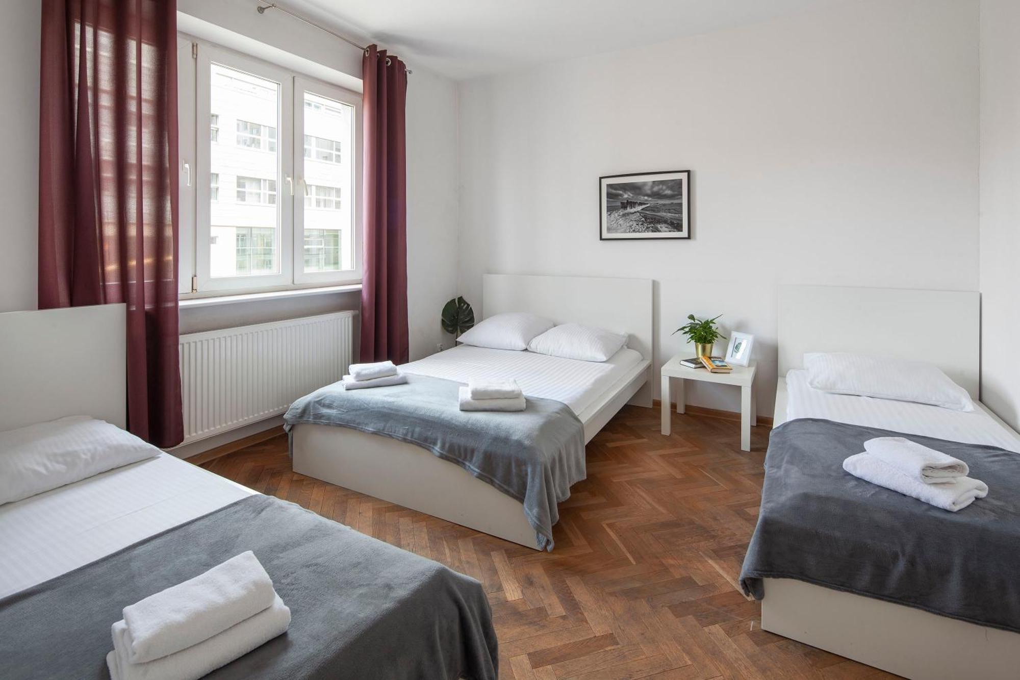 Sleepy3City Apartments 10 Lutego 23 グディニャ エクステリア 写真